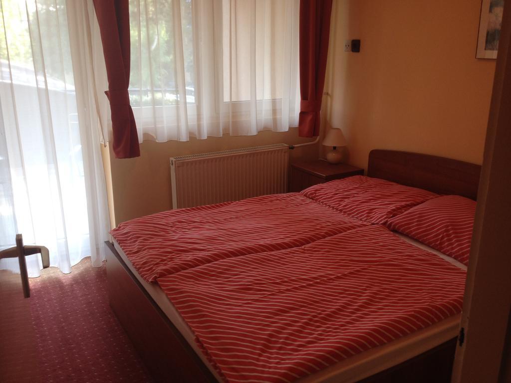 Hotel Family Balatonföldvár Quarto foto