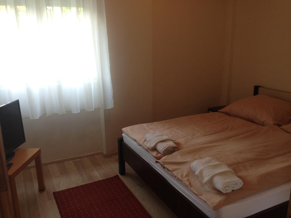 Hotel Family Balatonföldvár Quarto foto
